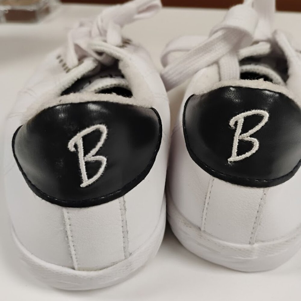 🤍 Blue Dor White Leather Sneakers – Women’s Size 7.5 – Minimalist Lace-Up Shoes - Picture 3 of 6